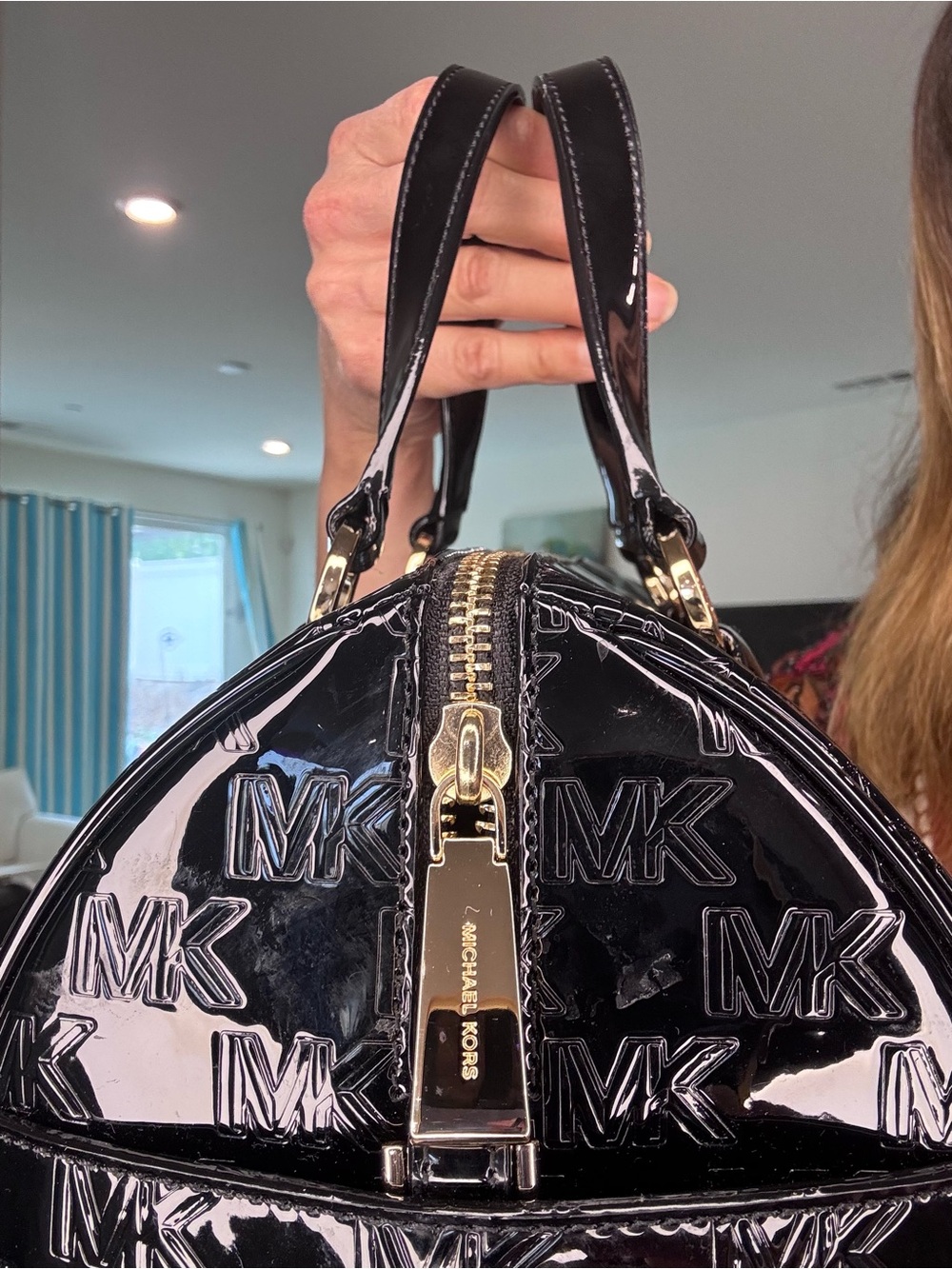 Michael Kors Patent leather medium duffle satchel NEW with dust bag - Picture 14 of 14